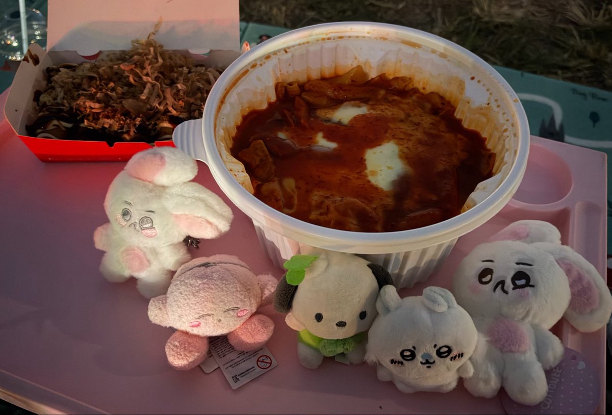 ahdeiu's tweet photo. 야르 🎶🎶 https://t.co/jeZOramTZr