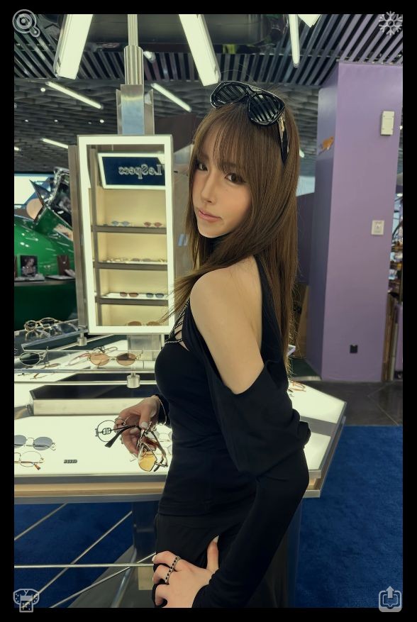 raimi84's tweet photo. 🌿Production diary: from idea to product, every step carefully planned!She approached slowly, her voice soft and gentle, so she wouldn’t scare the dog. “Hey there, buddy,” she said, kneeling down a few feet away. “I’m not going to hurt you. You’re safe. Do you want some fo https://t.co/1yCCoT8Jnf