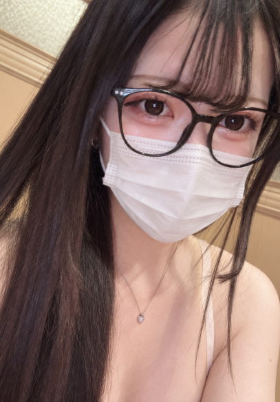 eleaw57575679's tweet photo. 連休終わっちゃうね、、
明日以降で遊んでくれる人いないかな？
よかったらDMしてよ❤
＃大阪 https://t.co/zrTRs7y29f