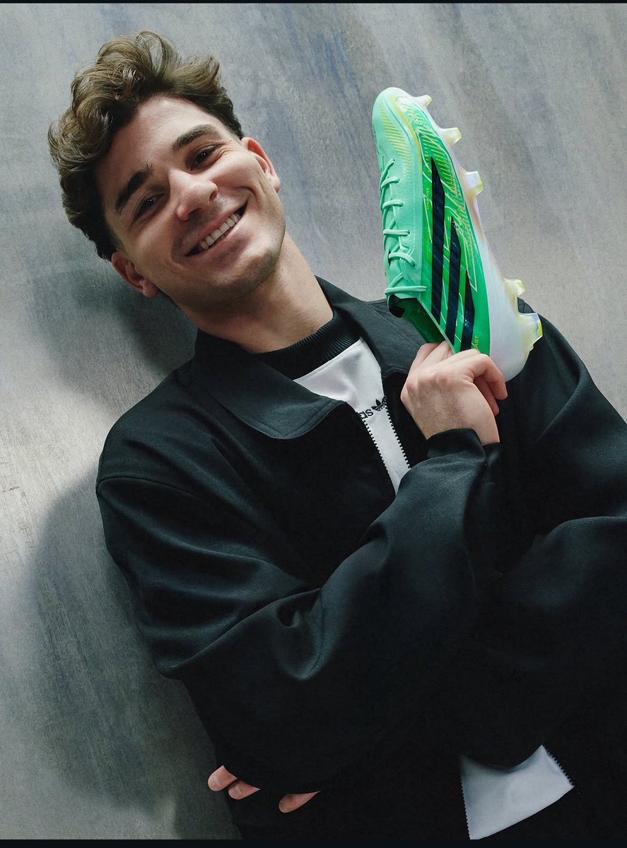 julianxenz0's tweet photo. Julián Alvarez x Adidas

la sonrisa 😍 https://t.co/ZpUikIVCyh