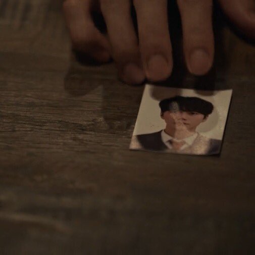 elasiznediyo's tweet photo. pio carries a picture of him in his wallet. jeongyo still has pio photos on his phone that he took. 🚬🚬🚬  pathetic people https://t.co/JSrzinEJhK