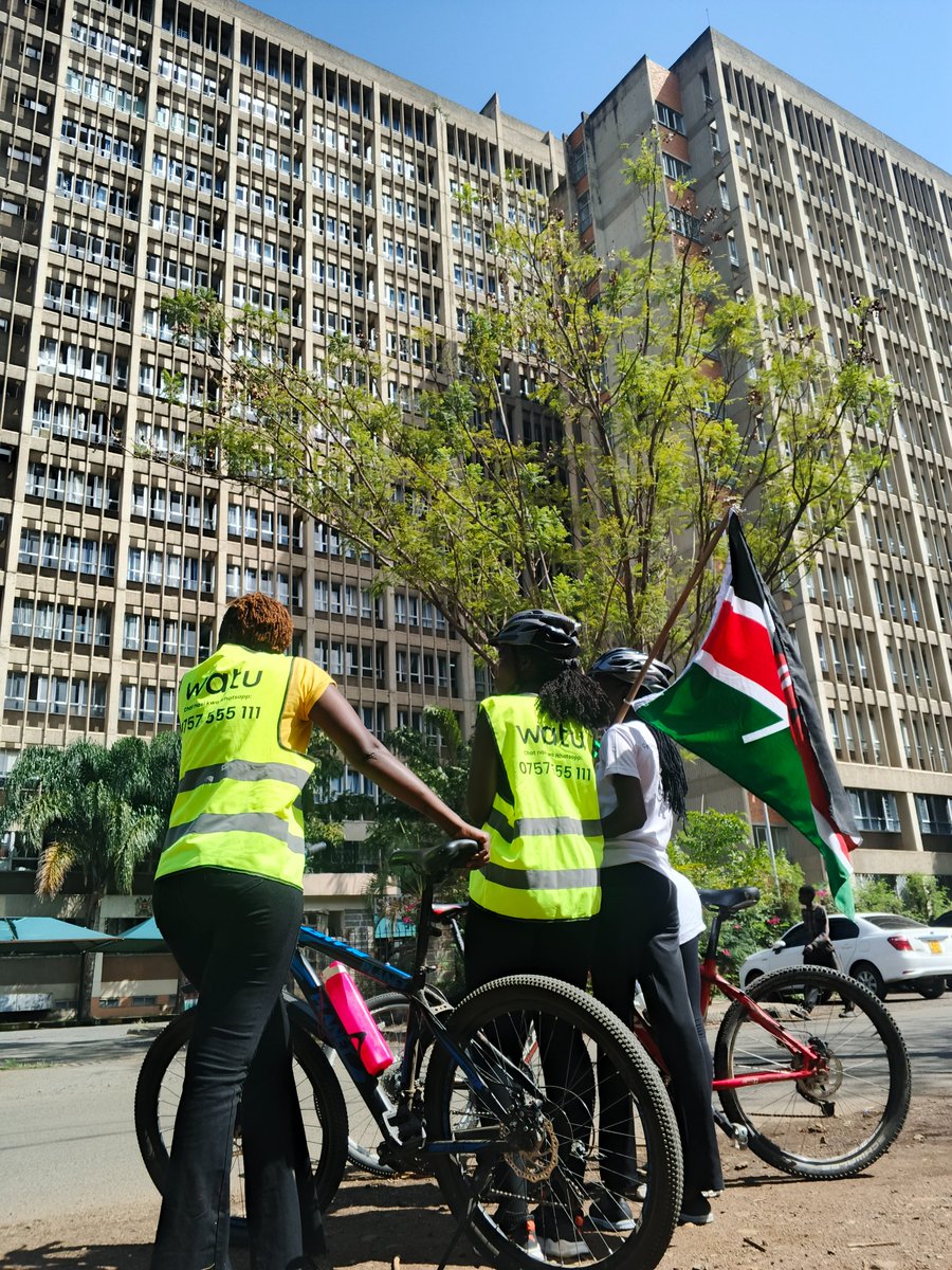 EvamorAfrica's tweet photo. As part of Tourism Week 2026, we spearheaded the Ngware Festival to celebrate culture, heritage, community and sustainable mobility.
The Deputy Governor and CECM for Tourism Kisumu county flagged off the race
#TourismWeek2026 #NgwareFestival #SustainableTourism #RoadSafety https://t.co/8mLMHYl6UP