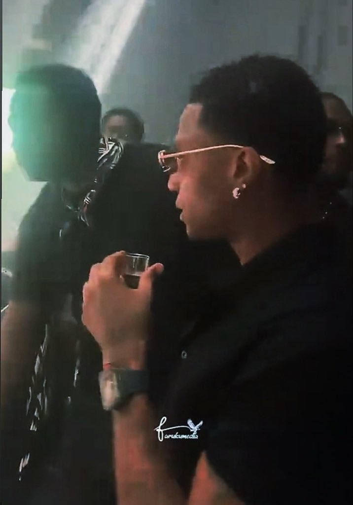 wizkidgirlie's tweet photo. WIZKID ROCKED $372K RICHARD MILLE RM 30-02 AT IBIZA LAST NIGHT 🇪🇸🦅❤️🥶

Big Wiz money loooooong 🥵 https://t.co/MhLbCoN2zV