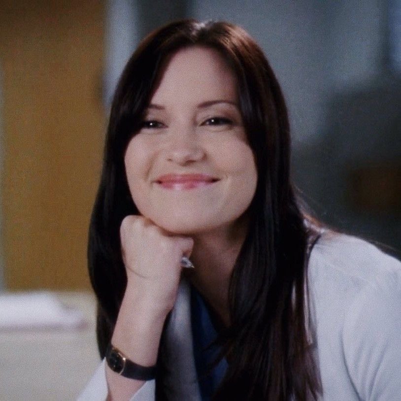 greyysdream's tweet photo. Personagens inesquecíveis, eu começo: lexie grey https://t.co/RmR76kJVmS