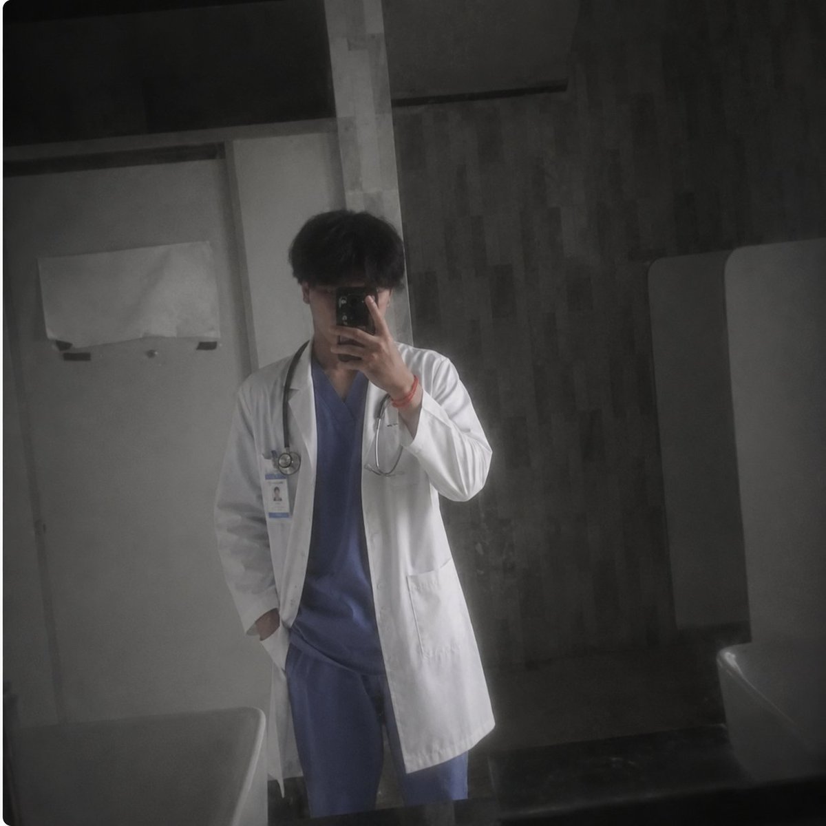 AhVidzz9u's tweet photo. ឈឺអីប្រាប់បងមើល 🥺 https://t.co/EETKPNBxPP