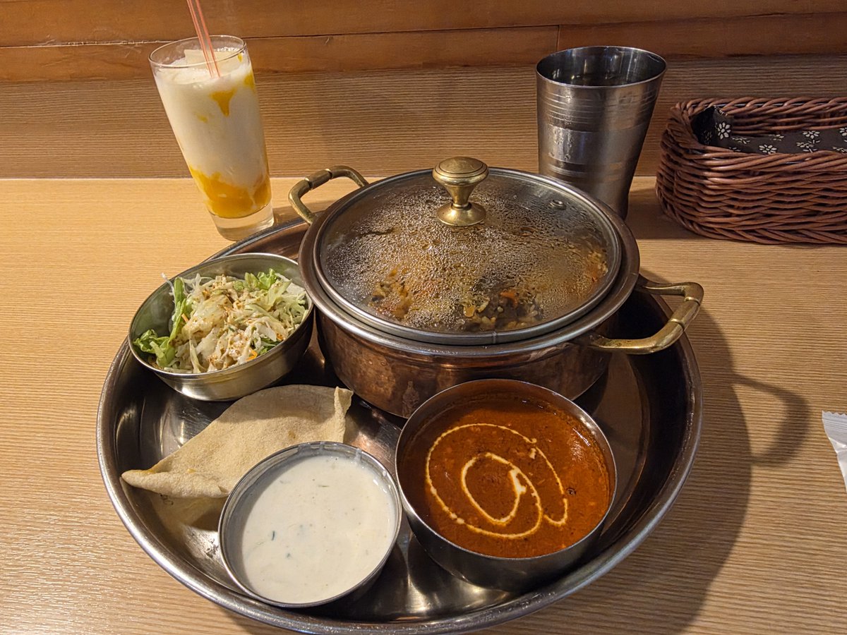 kari_uraha's tweet photo. きょうがんばった。
くつもかったし　かばんもかった。
びりやにもたべにいけた。
おいしかった。
つぎはおおもりだべる。
とりあえず　つかれた〜_(　_´ω`)_ https://t.co/kFv9SMw6Fy