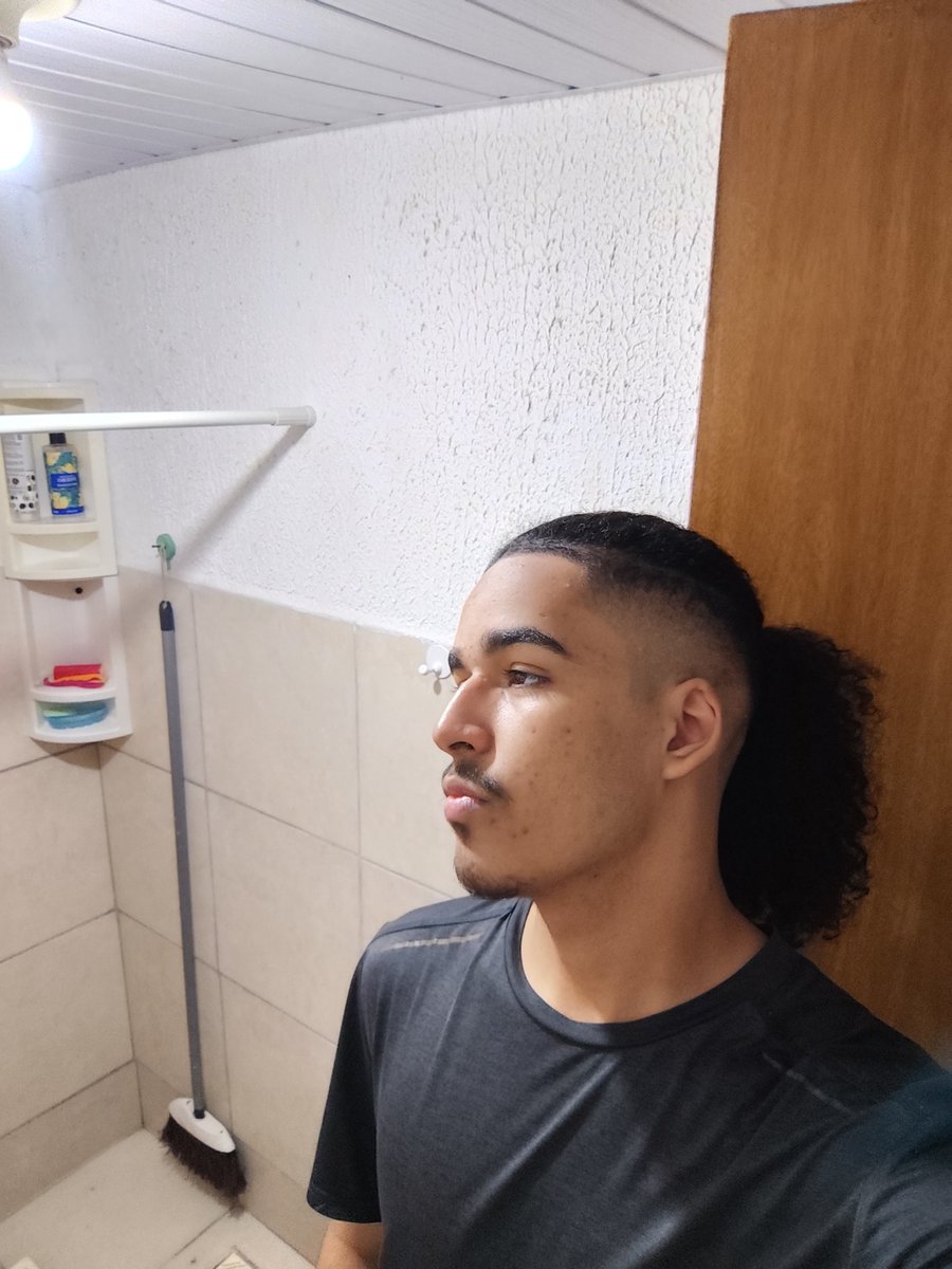 CaicPassos1's tweet photo. Eu / Minha colinha 

Pela indústria brasileira, Elias Jabora!!! https://t.co/xeUtLv3hUk