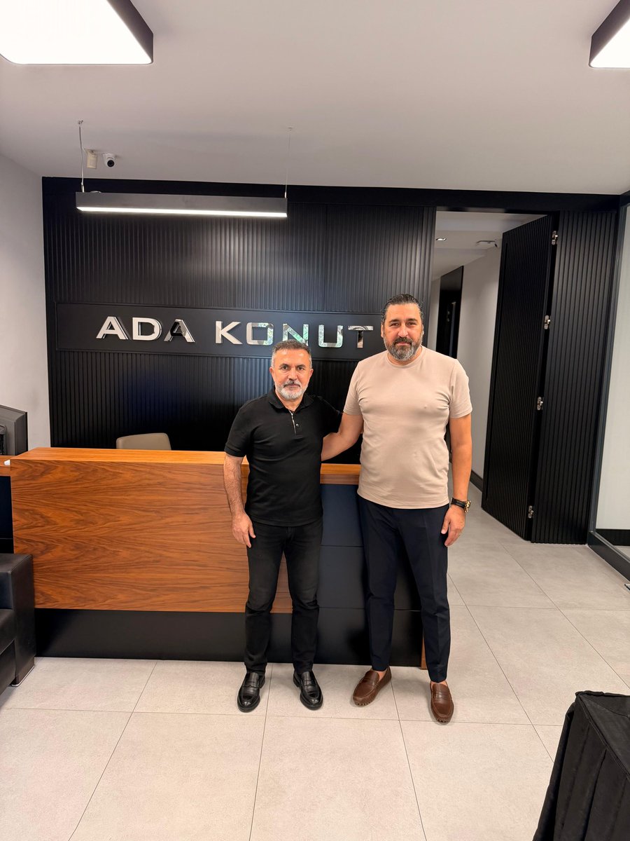 Tamer_Dagli's tweet photo. Ada Konut İnşaat’ı ziyaret ederek, değerli kardeşim Dinçer Karabulut ve ekibiyle bir araya geldik. Misafirperverlikleri ve Adana’mıza sağladıkları katma değer için teşekkür ediyor, çalışmalarında başarılar diliyorum. https://t.co/M5dNiwGV5K