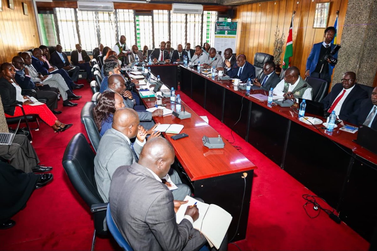 DrRonohpaul's tweet photo. The Government, through the Ministry of Agriculture and Livestock Development, @CS_MoALD in collaboration with key Ministries, Departments and Agencies across the food value chain, is intensifying preparations for the Agriculture and Food Systems Transformation Summit, scheduled for 7–9 October 2026.

The Summit will bring together farmers, value-chain actors and stakeholders to take stock of the four-year journey under the Agriculture and Food Security Pillar of BETA, assess progress and lessons learned, and set priorities for the next phase of transformation.

Later in the day, the State Department for Agriculture, led by PS Dr. Kipronoh Ronoh Paul, CBS, held consultations with @KTDAHoldingsLtd and the @TeaBoardKenya on the Government directive to audit and validate KTDA loans. The exercise seeks to establish an accurate and verifiable position to inform appropriate Government action.
#BETAKILIMO #DeliveringThePlan
@SteveIsaboke @ICTAuthorityKE @ictdigitalke @honkabogo @MoICTKenya @WilliamsRuto @TechnopolisKE @pafo_africa @kntc_ke @NAssemblyKE @KenyaGovernors