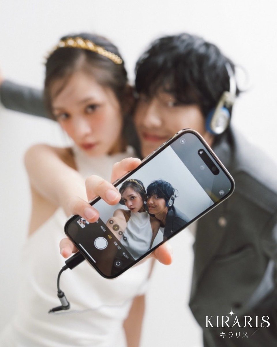 KirarisJP's tweet photo. イブニングドレスで韓国スタジオならではのスナップ写真を撮影しませんか？少し肩の力を抜き仲睦まじい2人を撮影します。
韓国スタジオでの前撮りを迷ってるならkirarisにお任せを！いいねと保存、シェア、フォローも大歓迎❤️

#kiraris #韓婚フォト#韓国ウェディングフォト  #ウェディングフォト https://t.co/HURUhFq9Hr