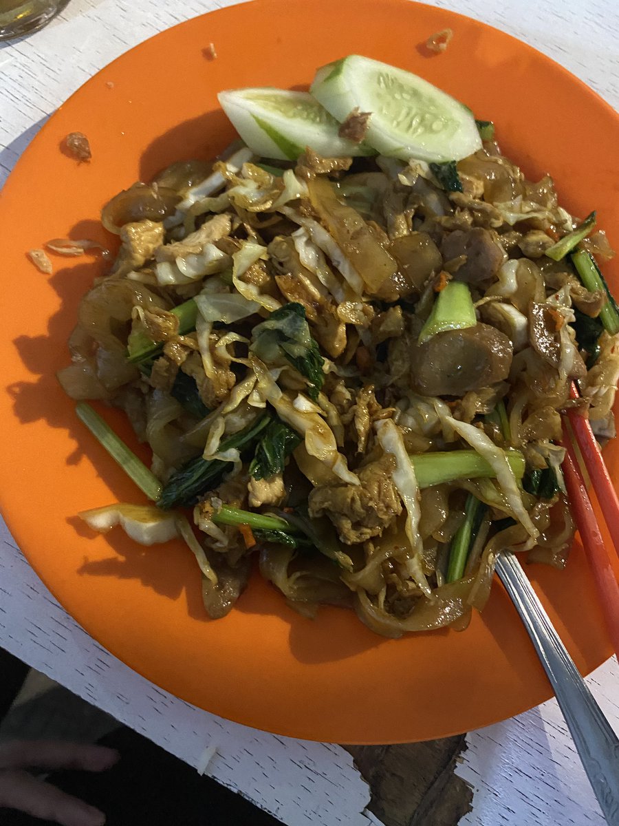 aintnowhimsey's tweet photo. kocak dah ini ketiwaw litereli gw dptkan pas td brg adek gw makan pinggir jalan &amp; org laki sebelah kita bayarin makanan kt random?? 🫥 face card in literal definition lol (berbangga diri) (bodoamat) https://t.co/WZ8Umir07N