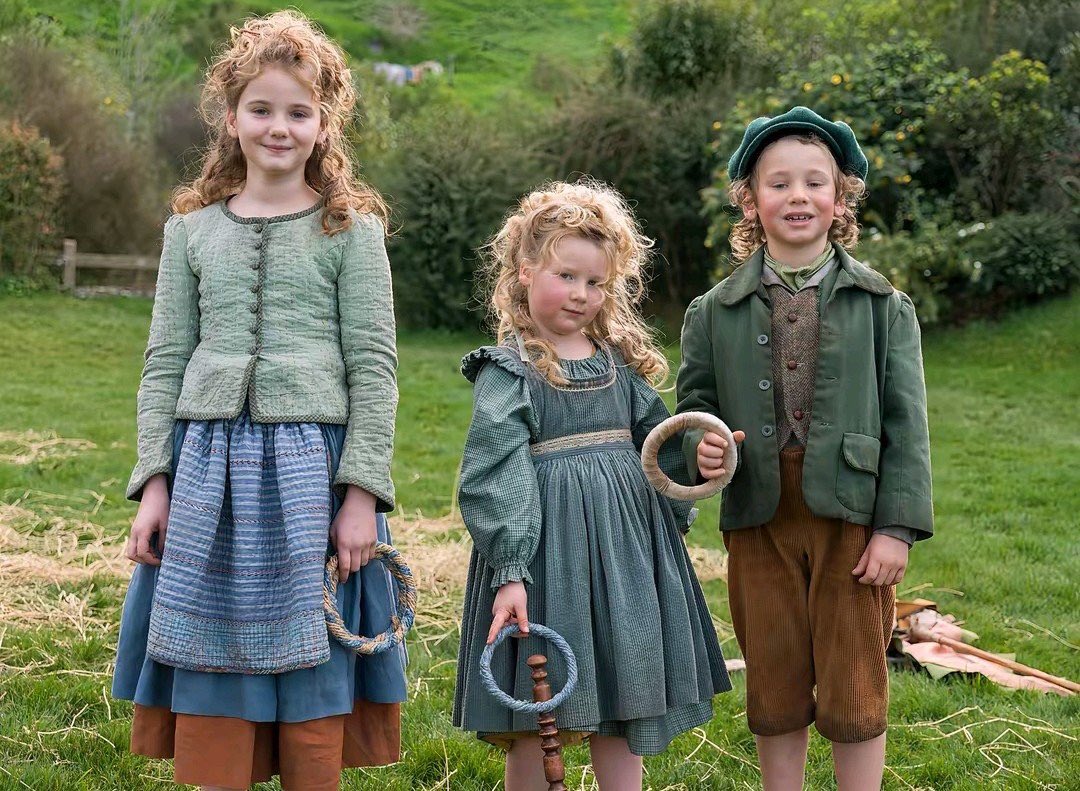 ToIkienverse's tweet photo. ES QUE MIRAD A LOS HOBBITS, NO PODRÍAN ESTAR MEJOR CARACTERIZADOS. 😍 https://t.co/w4E6Qq3PWA