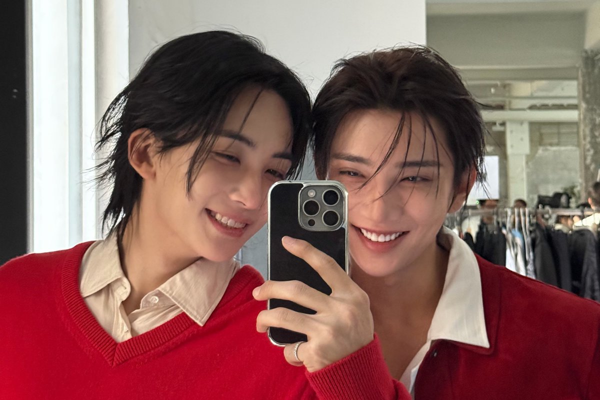 soompi's tweet photo. #SEVENTEEN's Jeonghan X Joshua Reveal Schedule For #JxJ Unit Debut With "DREAMSCAPE"
https://t.co/7jKBCSwG5C https://t.co/vGmeVmVfs4