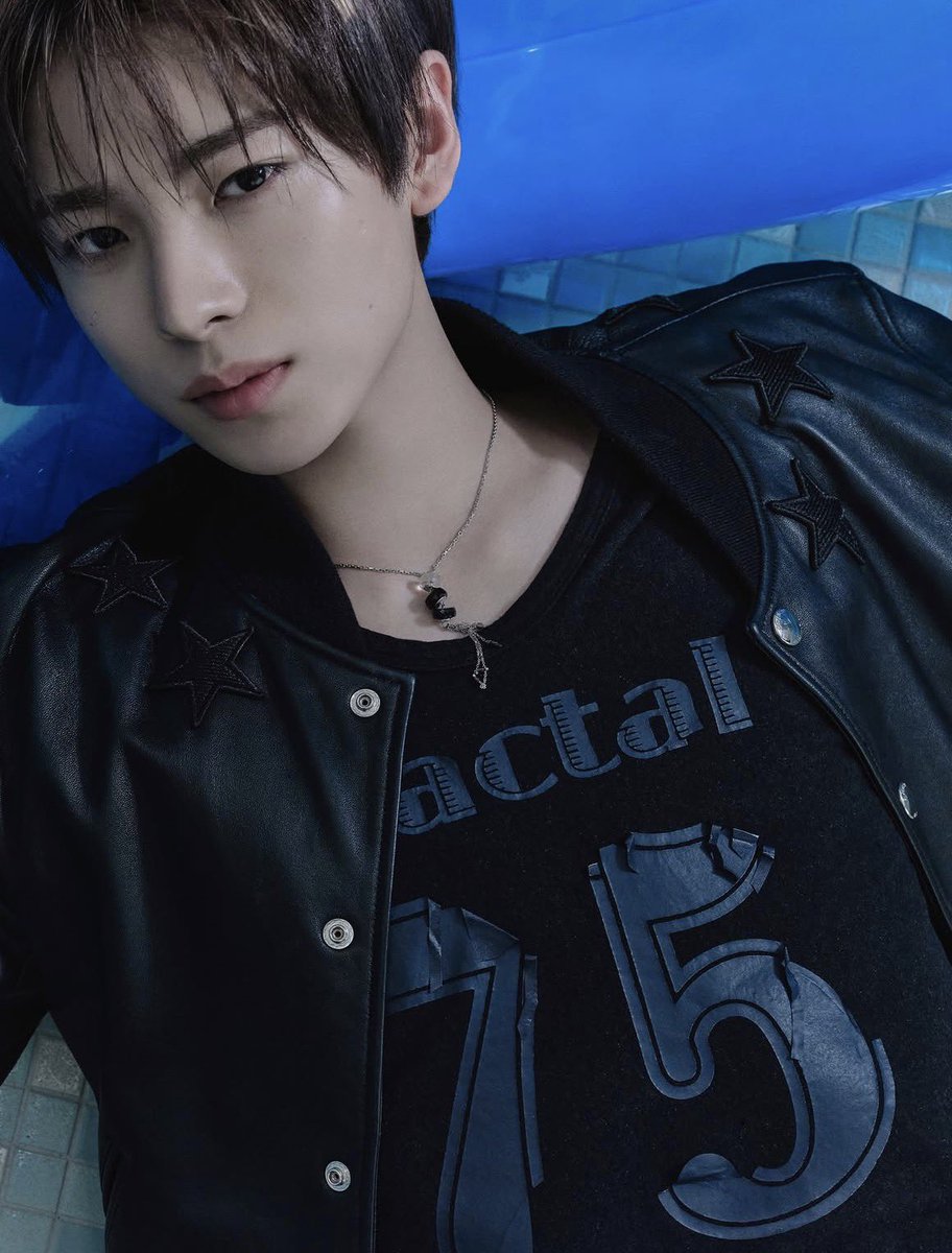 yuushi______'s tweet photo. 죤나잘생겼다진짜x발 https://t.co/IYdkzZwCNJ