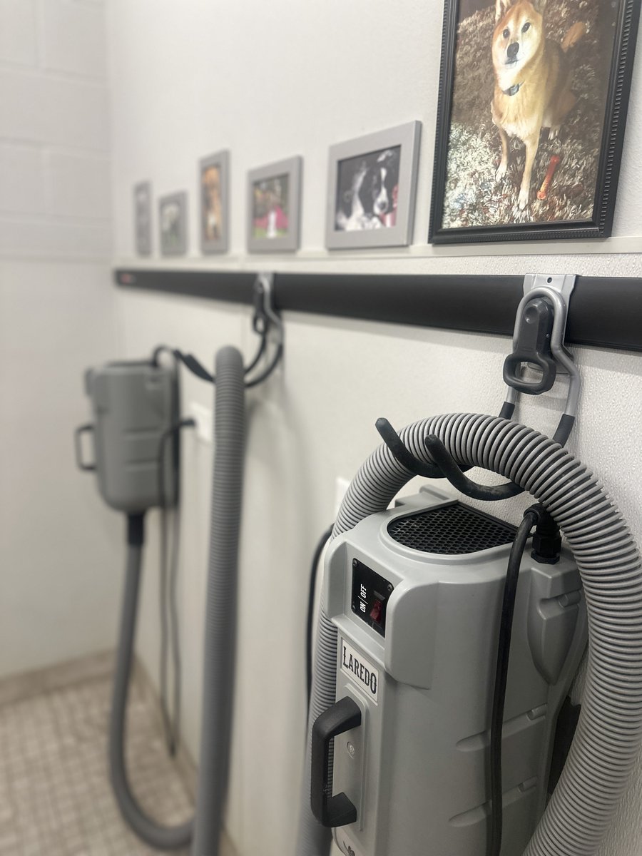HancockSquare's tweet photo. Your four-legged friend deserves a little spa day, too! πΆπ
Treat your pup to some extra love and attention at the Hancock Square Pet Spa. Because happy pets make happy homes! β€οΈ
#HancockSquare #PetSpa #PamperYourPooch #DogFriendly #ApartmentLiving #HappyPets https://t.co/tSEPmUKTov