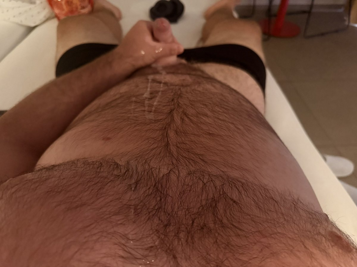 afterdarkhun's tweet photo. Egy faszveréssel kevesebb 😈 https://t.co/H7ruuehEBu