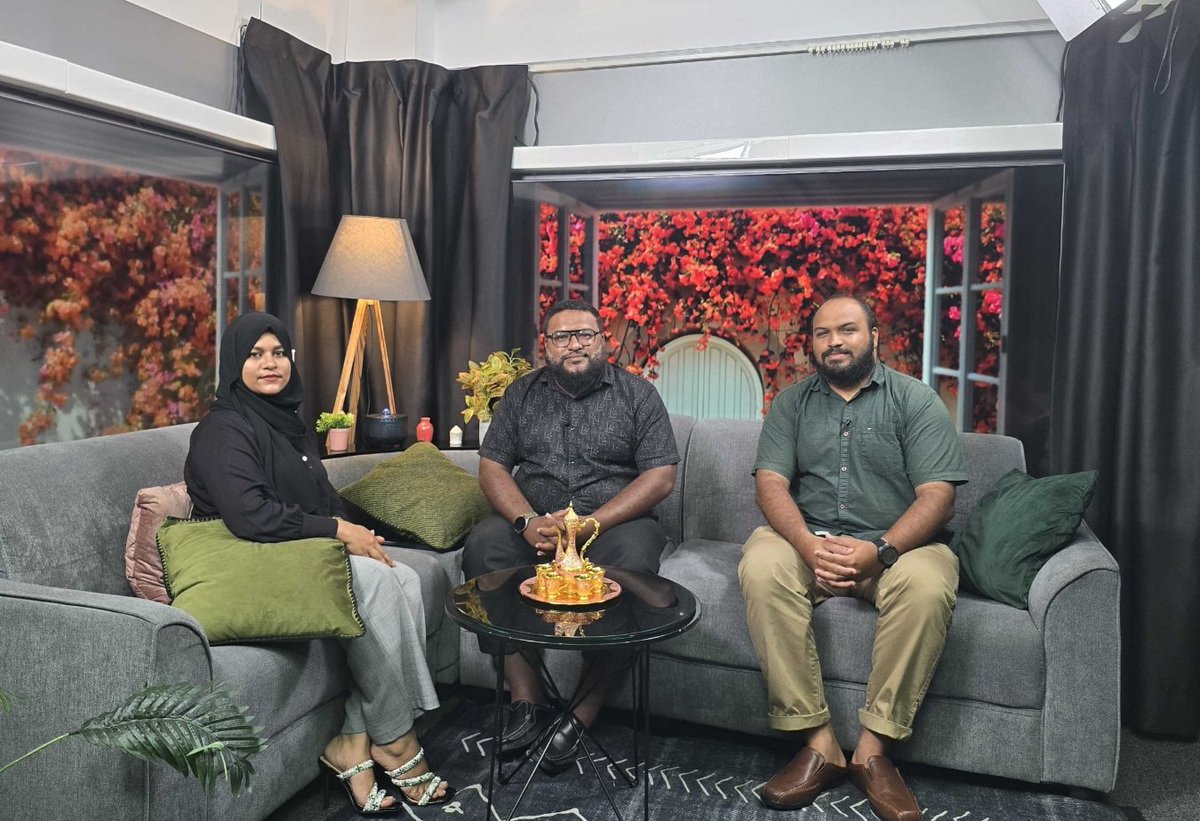 javaabumv's tweet photo. This morning, our Co-Founders @MohamedXylam and @dash8x joined @sstvmv Saigadi show to talk about https://t.co/6GpZ84GVZS, its creator economy, and reader features including @DhivehiGPT TTS.

Thanks to SSTV for having us!

👉 Read more
https://t.co/qJqflOlp8e https://t.co/hYVL71EiuL