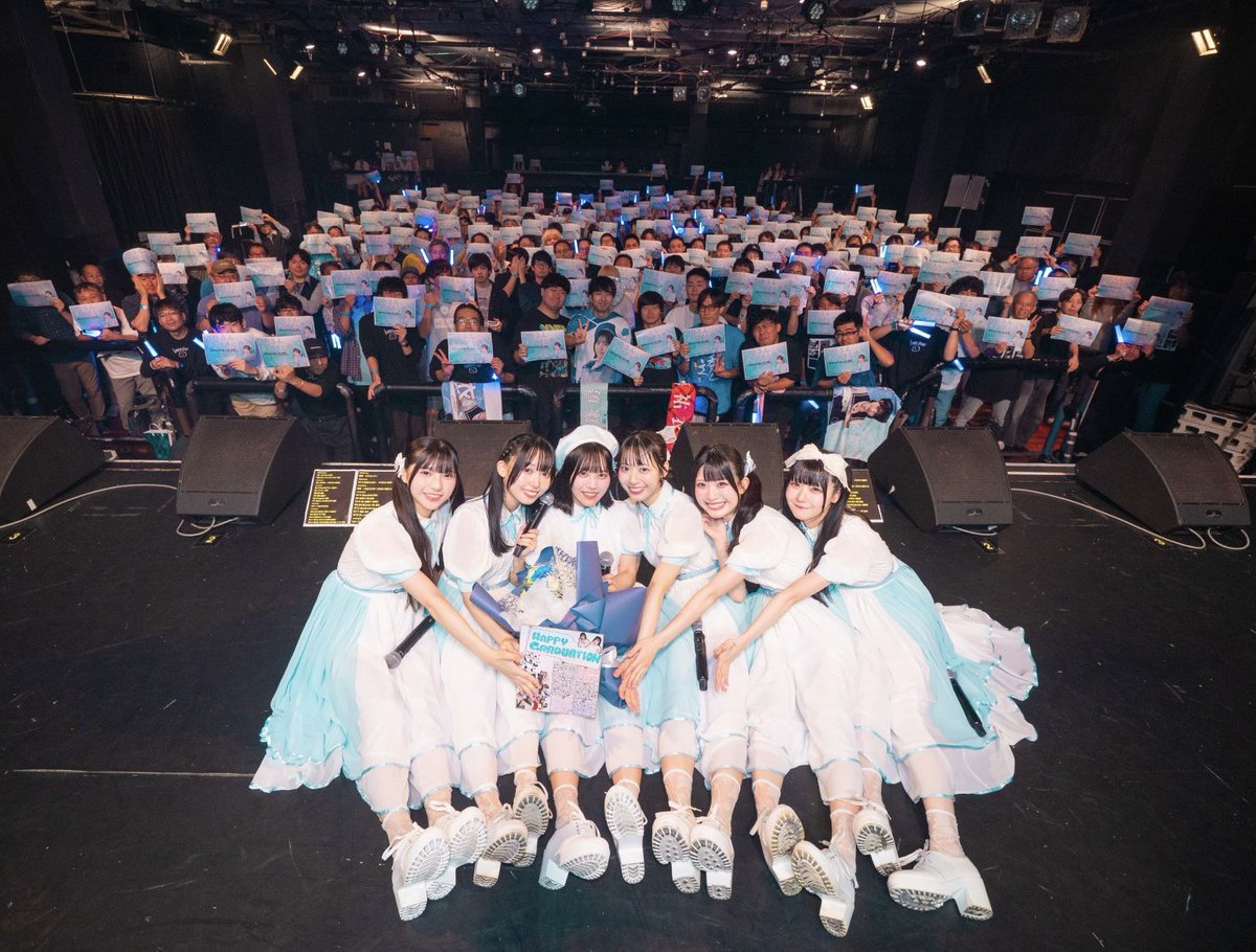 serakun_'s tweet photo. 鎌房祐衣 透色ドロップ卒業公演『朝露』

加入してすぐくらいから割と見てきたしそこそこに話に行ってたから辞めるのはかなり寂しいね
最後のライブでしっかり目に焼き付けました
3年間お疲れ様でした！ https://t.co/tctwmZHXZk