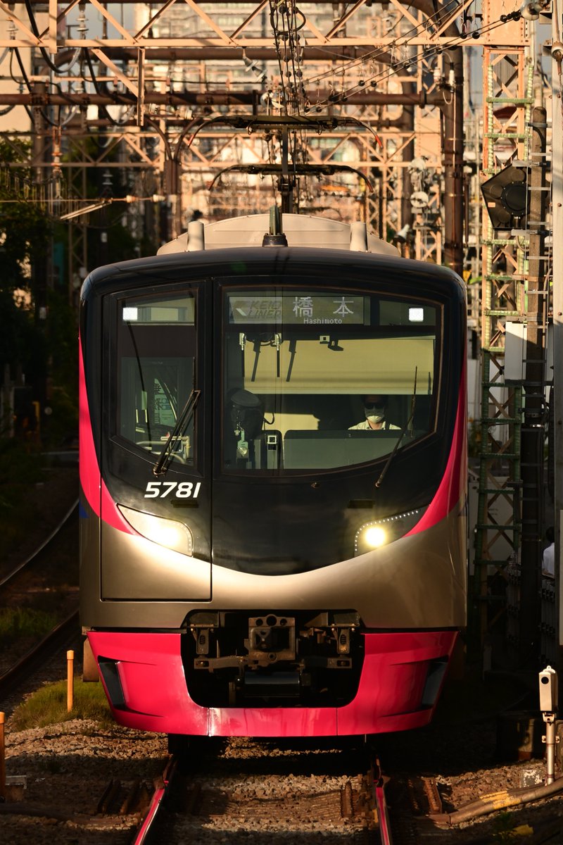 7728_kzd's tweet photo. なんな来年の京王のダイヤ改正の話でみんな盛り上がってるね https://t.co/4EDtYblWwE
