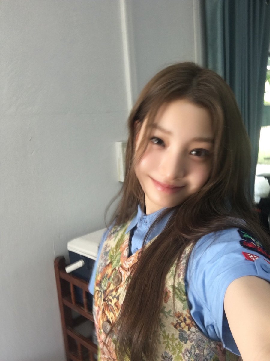 Sakissslage's tweet photo. 🤗🤗🤗 #서연 wev post https://t.co/Pf9lQ6P27U