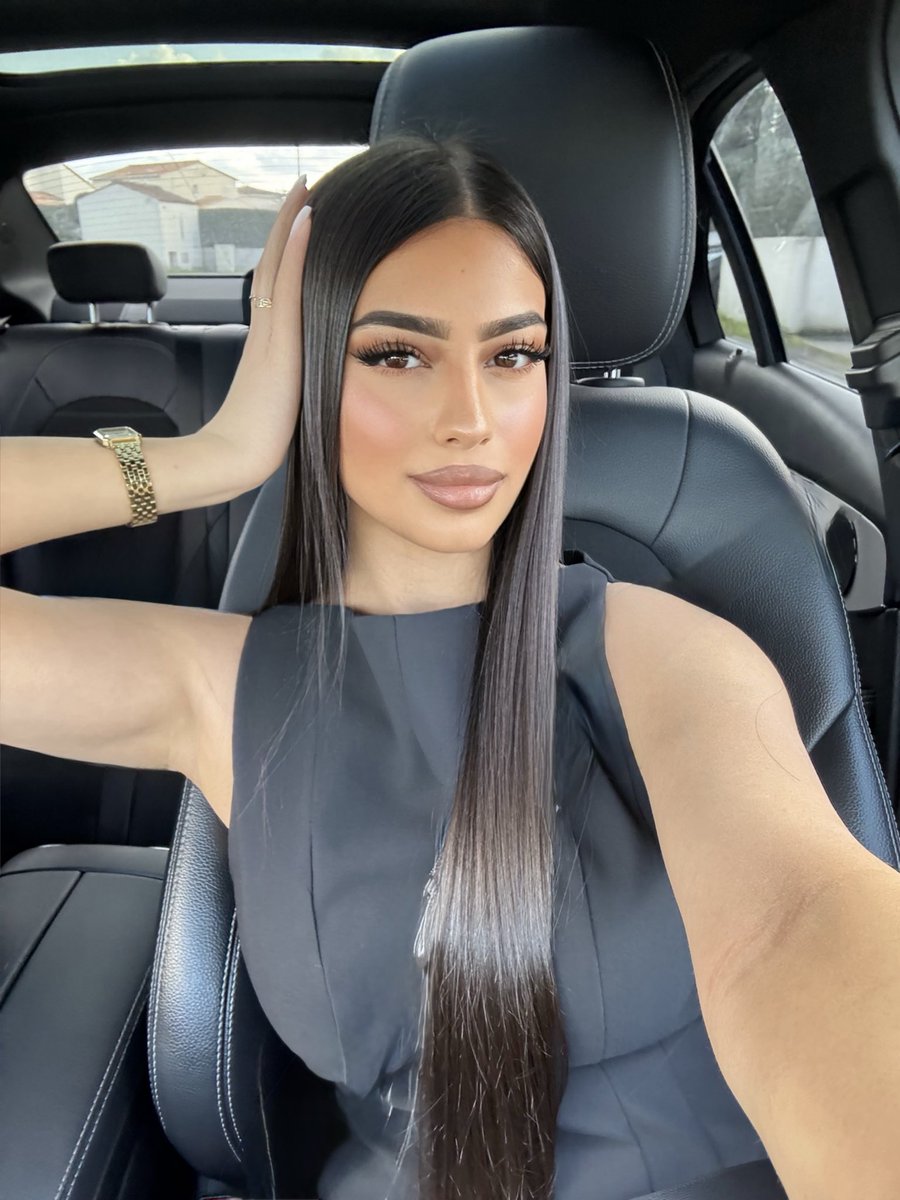 nkzpp8's tweet photo. Que dans la voiture 🚗 https://t.co/WkkY1sJUEe