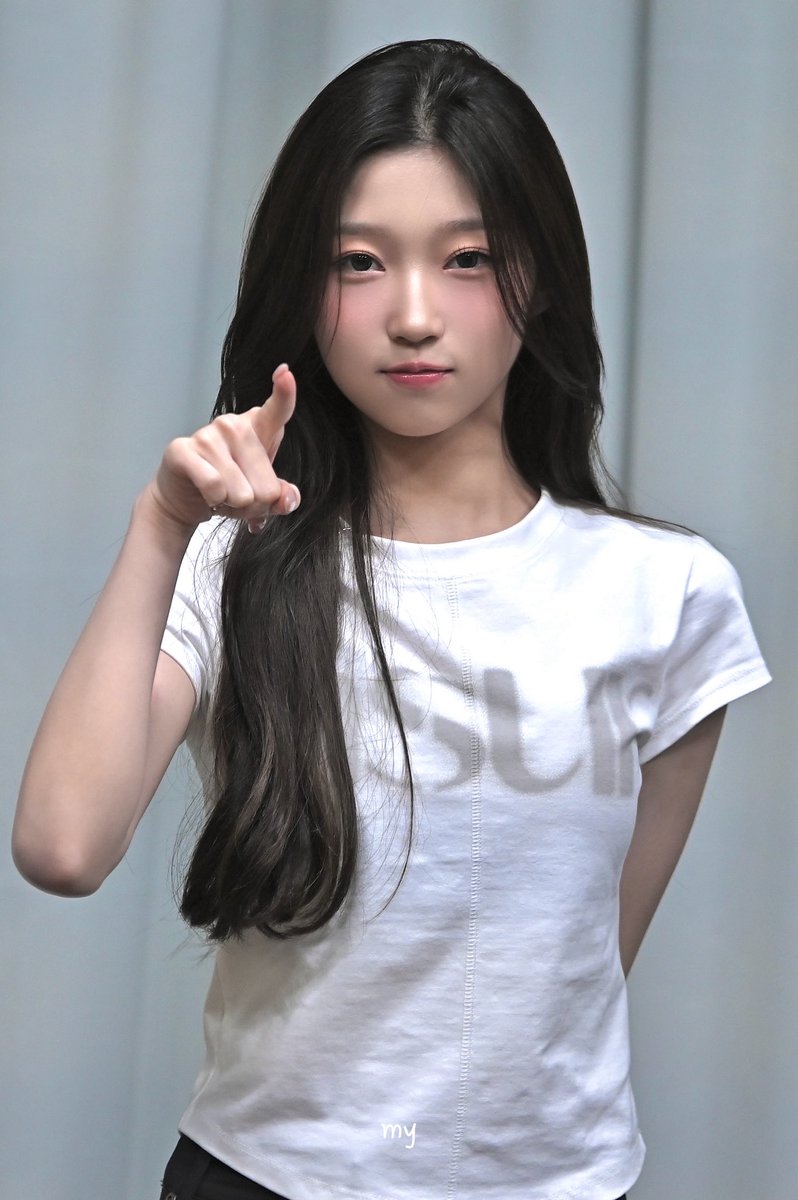 mysoo311's tweet photo. 260828 위드뮤 대면

언니 👈🤍

#USPEER #유스피어 #ROA #로아 https://t.co/4up4NgT8qS