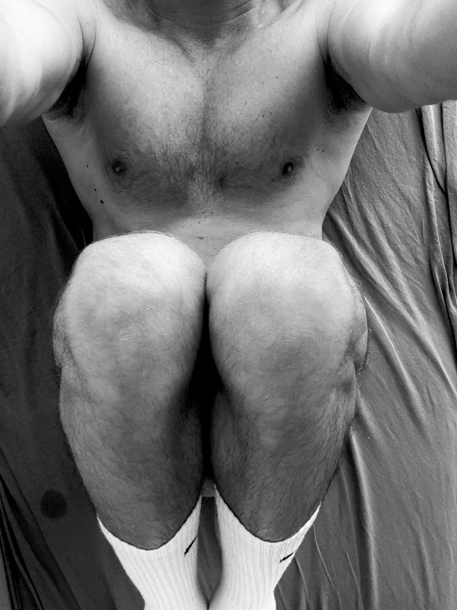Alexbgfk's tweet photo. #czechgay #praguegay #bottom https://t.co/iG5z2cP5Iz