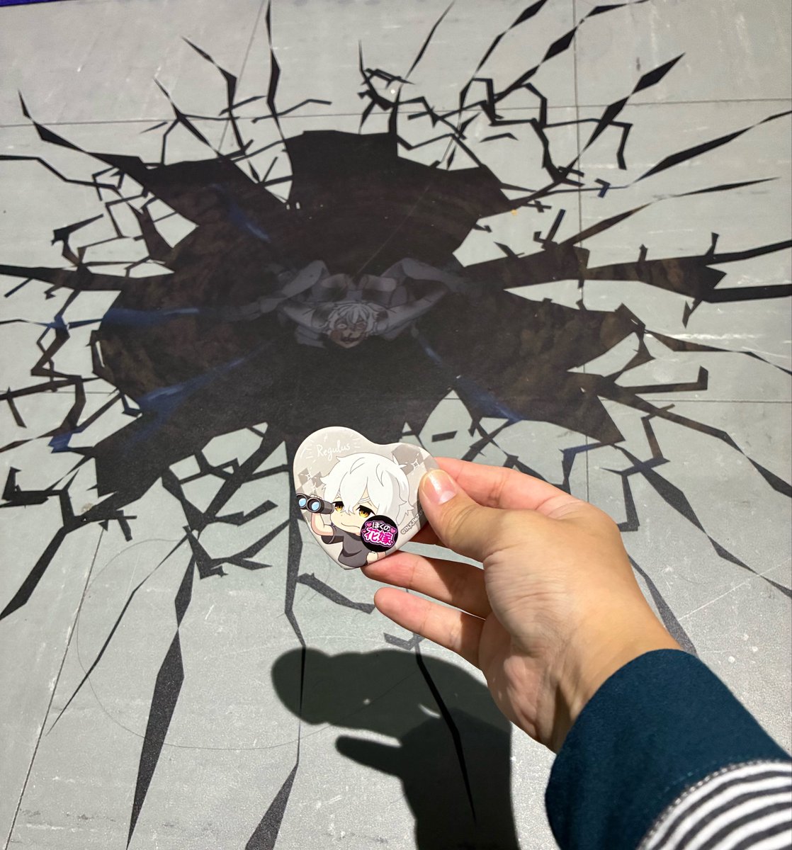 withUMIUSI's tweet photo. 実写ですが、原画展に行ってきました。
レグルスさんは綺麗な逆M字開脚をなさっていました。面白かったです。 https://t.co/K6Sjrl0D9s