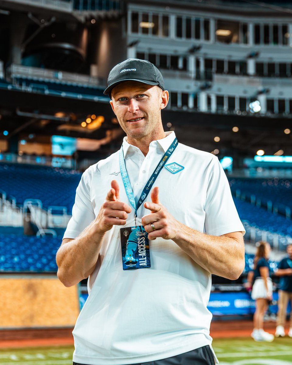 prepbaseball's tweet photo. This is a @ShooterHunt appreciation tweet 🫶

10 months traveling all across the country, evaluating players and building toward what became our best All-American Game to date.

The last guy to ever ask for attention, but the work he puts in deserves to be recognized. 👊 

(Sorry, Shooter - I had to)