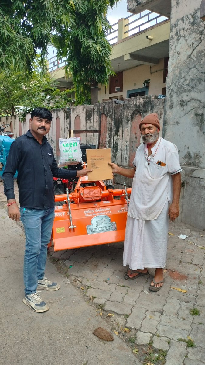GadhaliGSGd's tweet photo. મીની રો ટાવેટર ઘટક ચકાસણી ચિરોડા 
#Krushi_Utpadakta_Vrudhdhi_Abhiyan #gramsevak
@gujagridept
@jitu.vaghani
@cmogujarat
@rushikeshmla
@krushi.pragati
@guj_gramsevak_mahamandal
@DDOBOTAD https://t.co/cU1ZZiVX0l