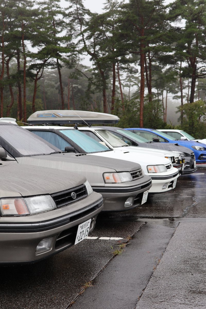 fuuki62023746's tweet photo. #富士でスバルの秋祭り

BOXERさん所有のGC8 WRCマシンの生音が聴けて鳥肌ものでした！
最後にはフォロワーさん達とレオーネ、初代、２代目並べが出来て嬉しかったです！
新たに51E 屋根付きBGのオーナーとも繋がることができました☺️

お会いした方々もありがとうございました🙇 https://t.co/w70SWs1NwX