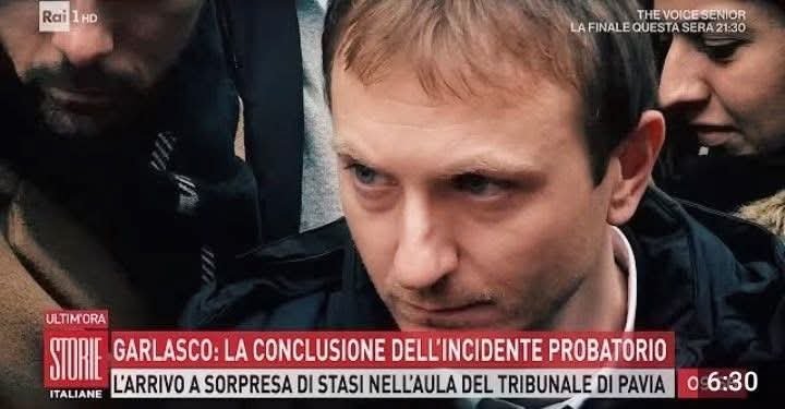 ZefiroColonna2's tweet photo. Dev'essere per questo che sono 15 anni che scalpita per farsi togliere la condanna! La faccia come il culo https://t.co/WJeJXRTNvg