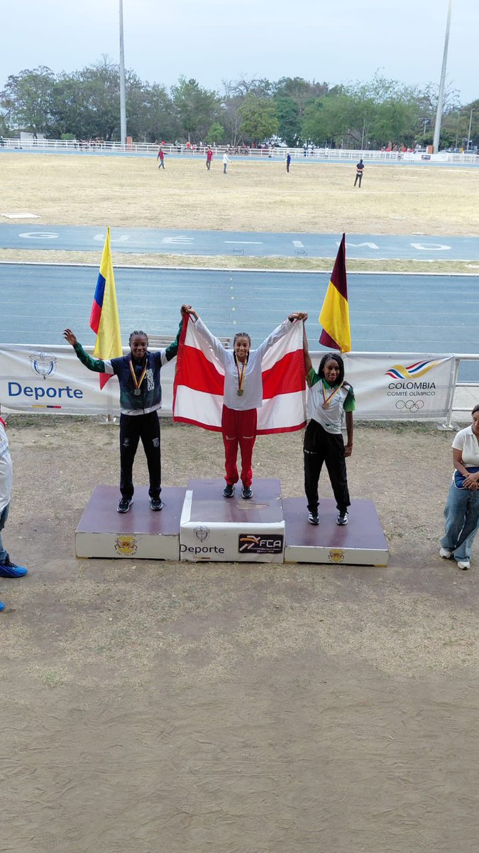 inder_atlantico's tweet photo. 🥇🏃‍♀️ ¡Atlántico brilló en Ibagué! Nuestros jóvenes atletas conquistaron 20 medallas (7 oros, 11 platas y 2 bronces) en los Nacionales U14 y U16.

Además, Francesca Chourio impuso nuevo récord nacional U14 en 80 m vallas con 11.96 s🇮🇩

Felicitaciones ¡Gran actuación! 👏🏻 https://t.co/EZHeXaNgHG