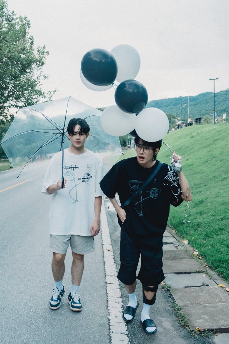 VIIBEPLANETT's tweet photo. GOODBYE TWENTYFIVE.

The wait is almost over.

BLACK / WHITE
4 SIZES — I / II / III / IV
1,090 THB

1ST PRE-ORDER ROUND
24.09.2026
6:00 PM (GMT+7)

DM via LINE OA
@viibe.planett

See you tomorrow.

#VIIBEPLANETT https://t.co/c50eaoHKuD