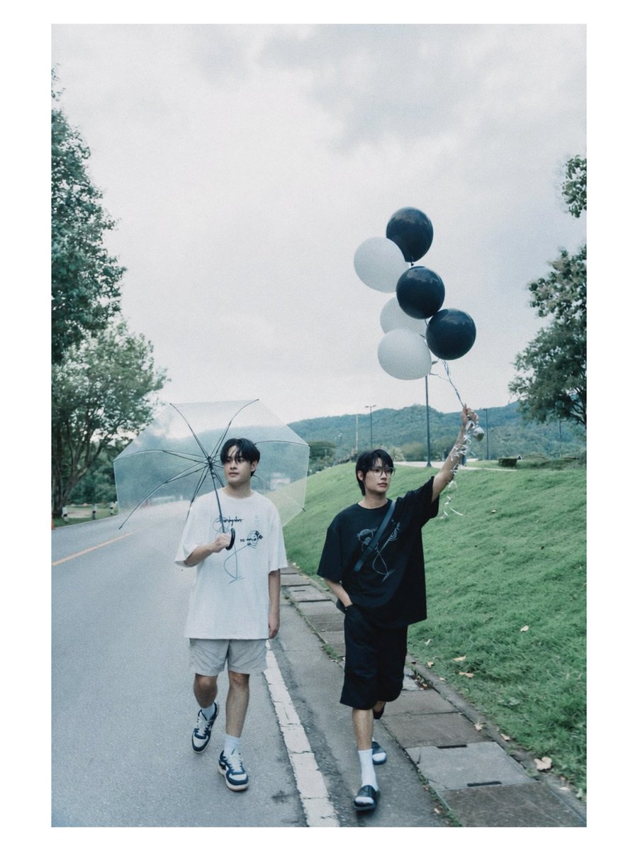 VIIBEPLANETT's tweet photo. GOODBYE TWENTYFIVE.

The wait is almost over.

BLACK / WHITE
4 SIZES — I / II / III / IV
1,090 THB

1ST PRE-ORDER ROUND
24.09.2026
6:00 PM (GMT+7)

DM via LINE OA
@viibe.planett

See you tomorrow.

#VIIBEPLANETT https://t.co/c50eaoHKuD