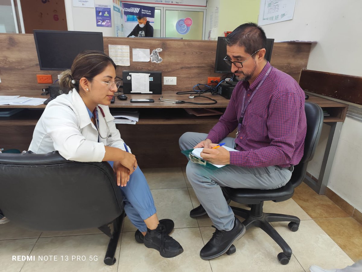 HGeneralMacas's tweet photo. 📍 #MoronaSantiago | En el marco de la #ReCertificaciónESAMyN🫃🏽del @HGeneralMacas🏥, la Comisión Provincial monitorea al personal operativo que mantiene contacto con pacientes gineco-obstétricas y la aplicación del instructivo dirigido al personal que no tiene contacto directo. https://t.co/qhDfLw7kX9