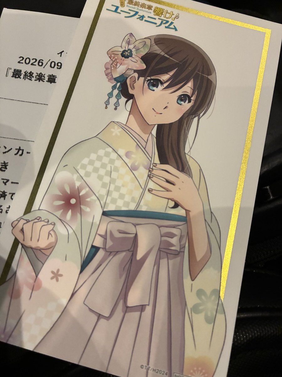 caprin's tweet photo. 過去ユーフォ作品でみぞれが髪を触ってる時は嘘を言ってるとまではいかないけど本心を隠してる時のような気がするが、真由が髪を触ってる時はもうちょっと複雑で、嘘は言ってないけど他者と一線を超えて本音は吐き出さないというか、拒否する不安が髪を触るクセになっているというかw #最終楽章後編 https://t.co/oECCX3MbNV