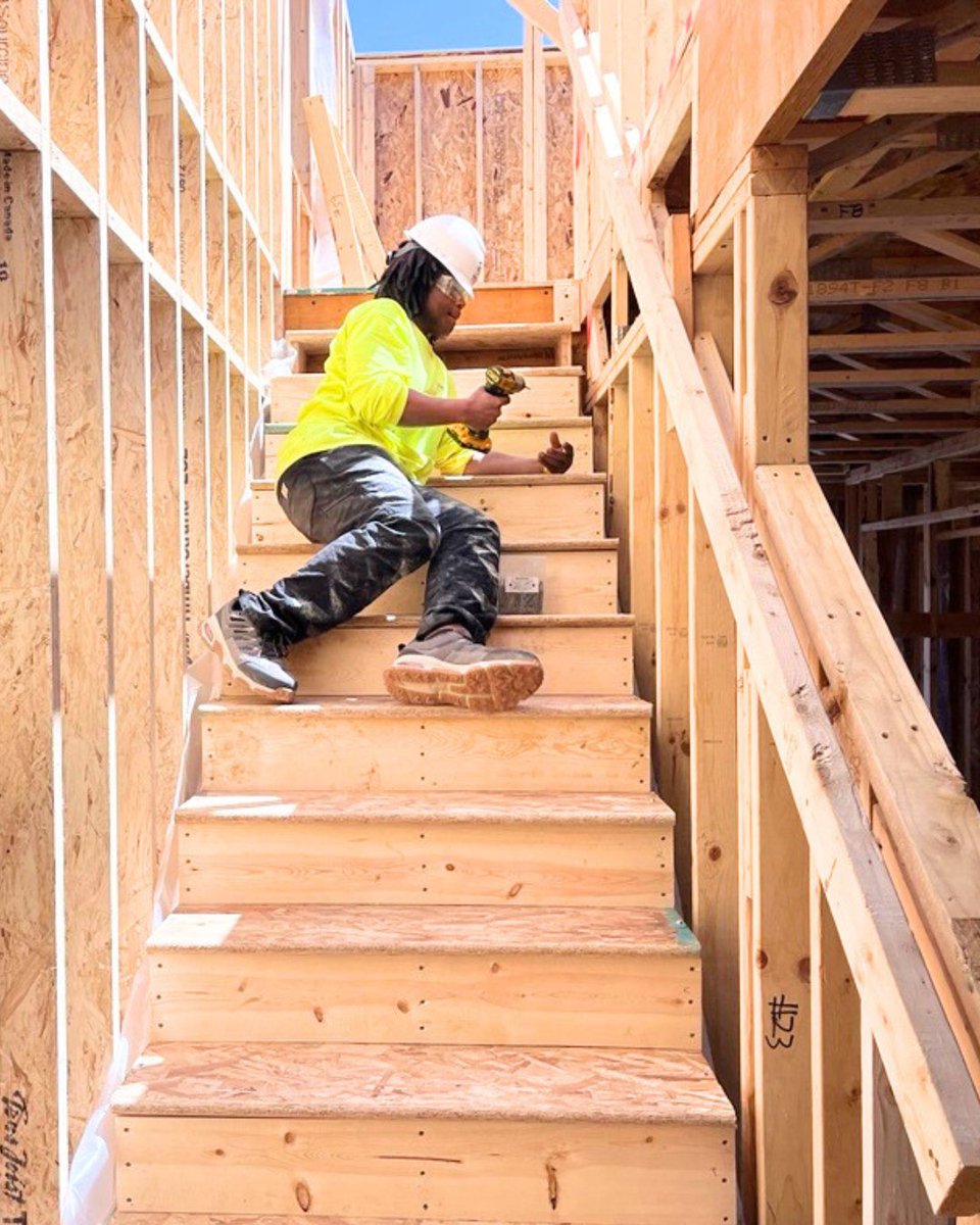 TreeTrust's tweet photo. During #WorkforceDevelopmentMonth, we're recognizing the hard work, determination, growth, achievements, and impact of our Career Pathways staff and trainees. @TreeTrust is proud to empower the next generation of #SkilledWorkers while supporting communities.

#FutureReadyCareer https://t.co/xhrI1QTz1u