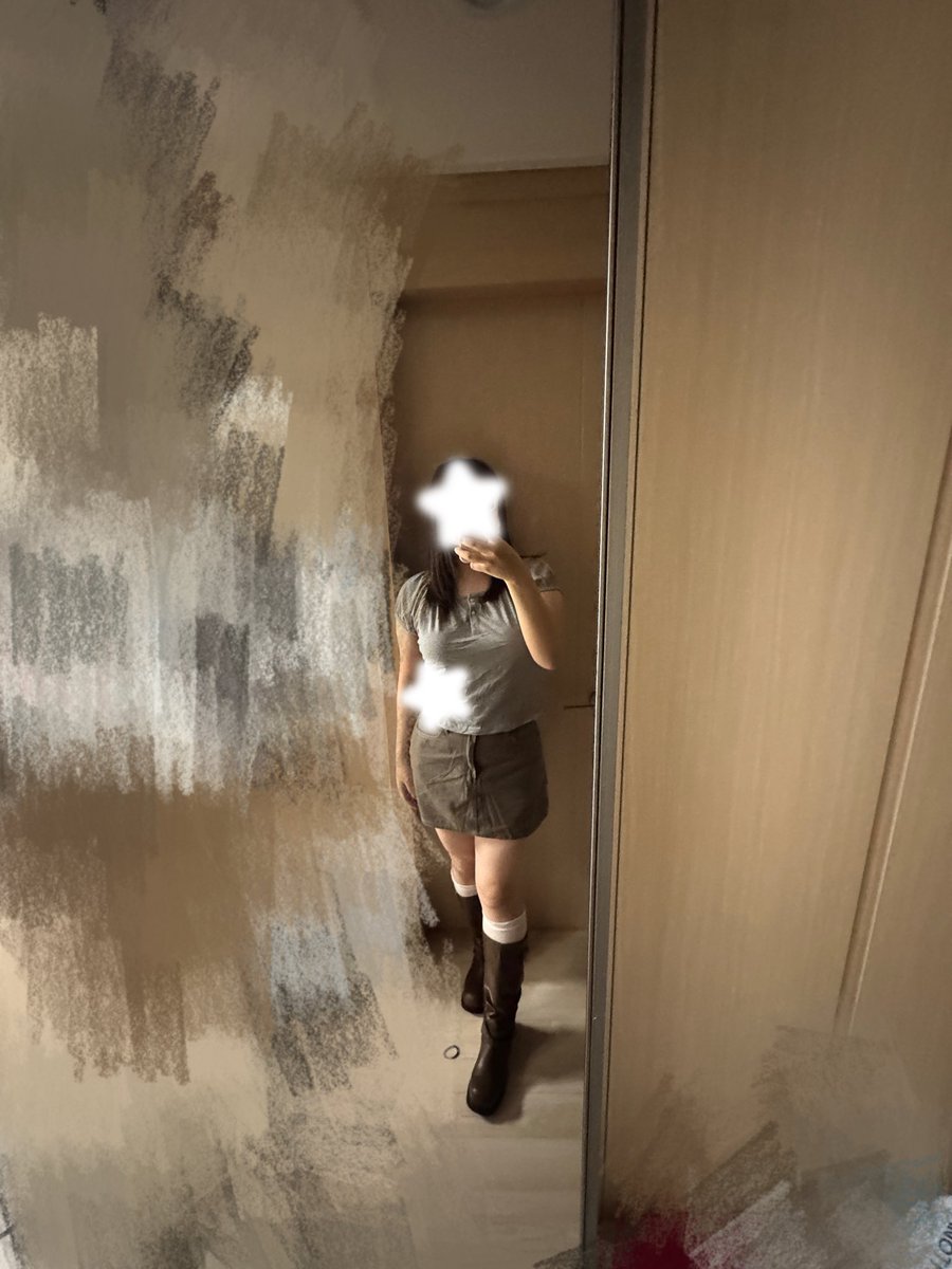 donkoi_35's tweet photo. 来年から日本生活始まるかもㅎㅎ
誰か仲良くしてください😳

#日常垢  #日常垢さんと繋がりたい https://t.co/X2ZwPK2s8W