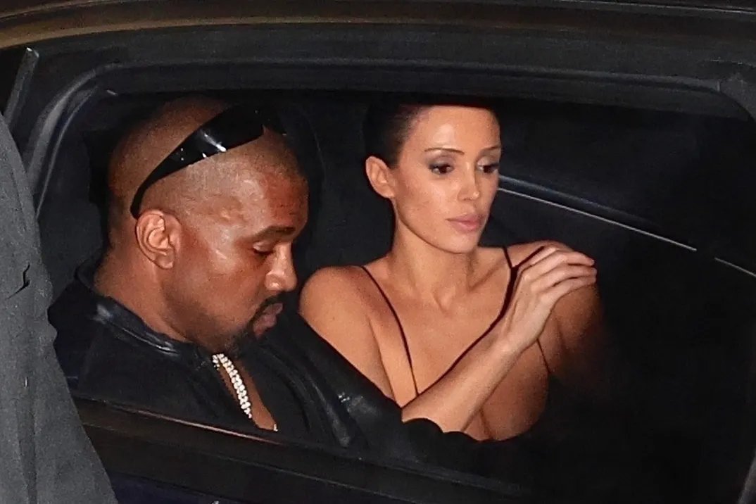 YeTimes's tweet photo. Ye &amp; Bianca at the Grammys afterparty https://t.co/ywuZJDeFnh