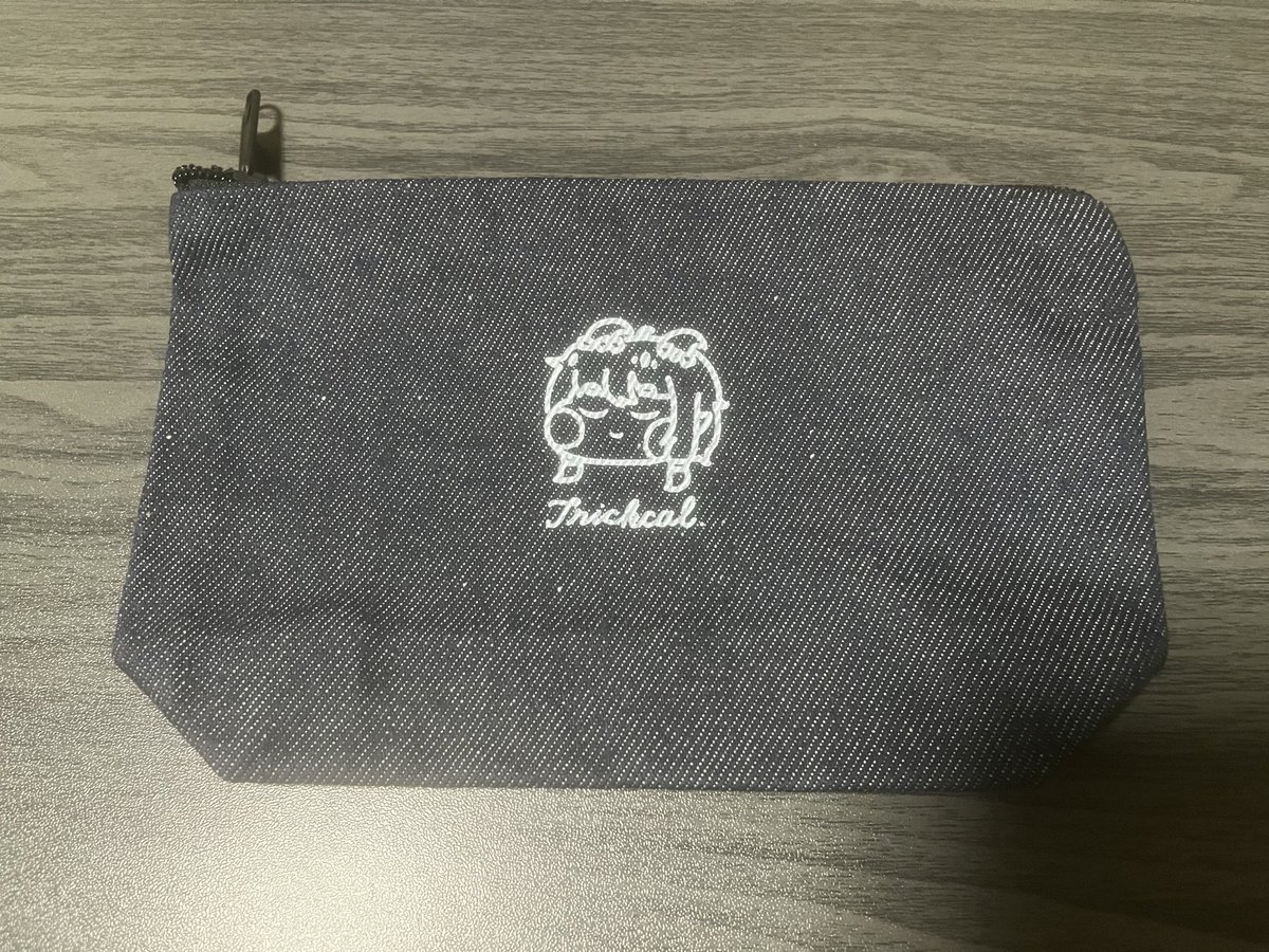 Kahazu_Trickcal's tweet photo. あと載せきれていなかったけど入れ物系も
どっちもカワイイね
ここらへんは重宝するので次回参戦時にも使わせていただきます https://t.co/bTgwVNNDs0