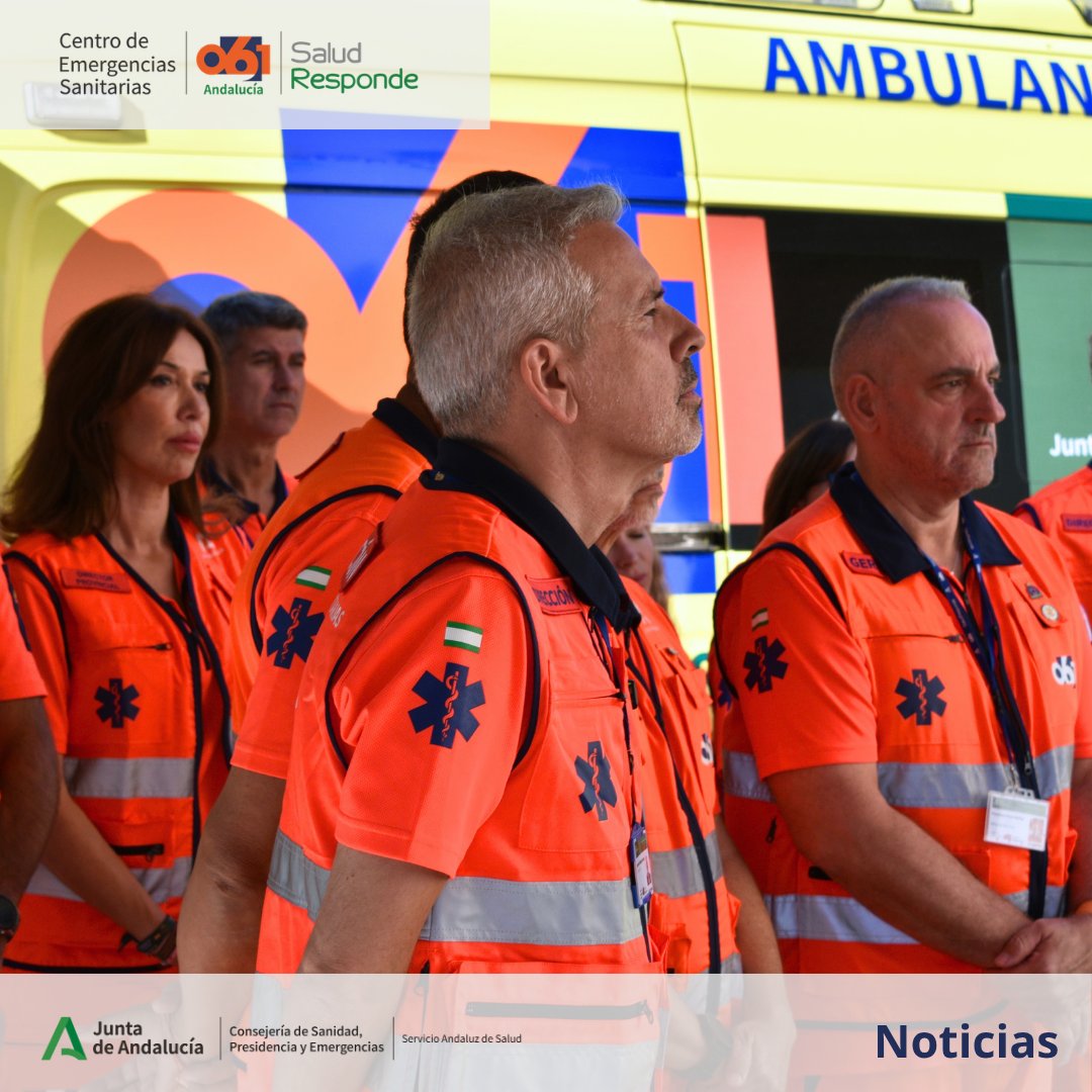 061emergenciand's tweet photo. 🚑 Seguimos recordando la visita del consejero de @InteriorJunta @antoniosanz a la sede del #CES061 en #Málaga, en la que se han presentado las nuevas tablets que estarán disponibles para consultar la Historia Clínica Digital del paciente durante la asistencia. https://t.co/c39MSJVZLb