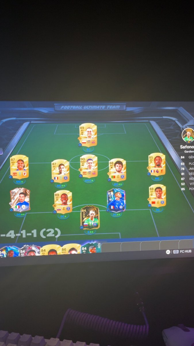 zzyn000's tweet photo. tactic meta eafc 27 div 3✅ https://t.co/iX4lbq526l