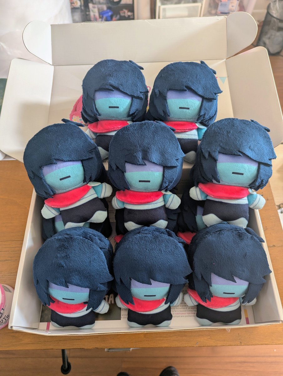 PlushMayhem's tweet photo. Krislings all ready for Friday https://t.co/lHuLxF2ZDX