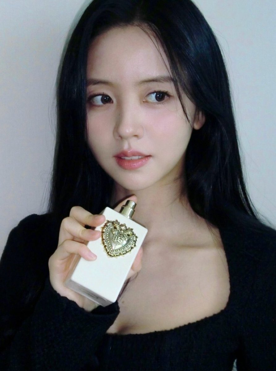 mongsukie's tweet photo. 17                              Vs.                           27 https://t.co/cbZMNlfFkx