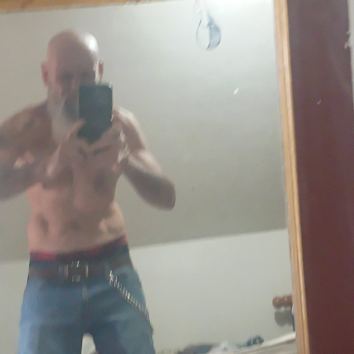 WWilson95336's tweet photo. @Jassica445 My name is William I'm 53 no kids widowed full of Life 2 we should get together sometime what do you think I'm located in Springfield Ohio https://t.co/iVjYxDL3aF