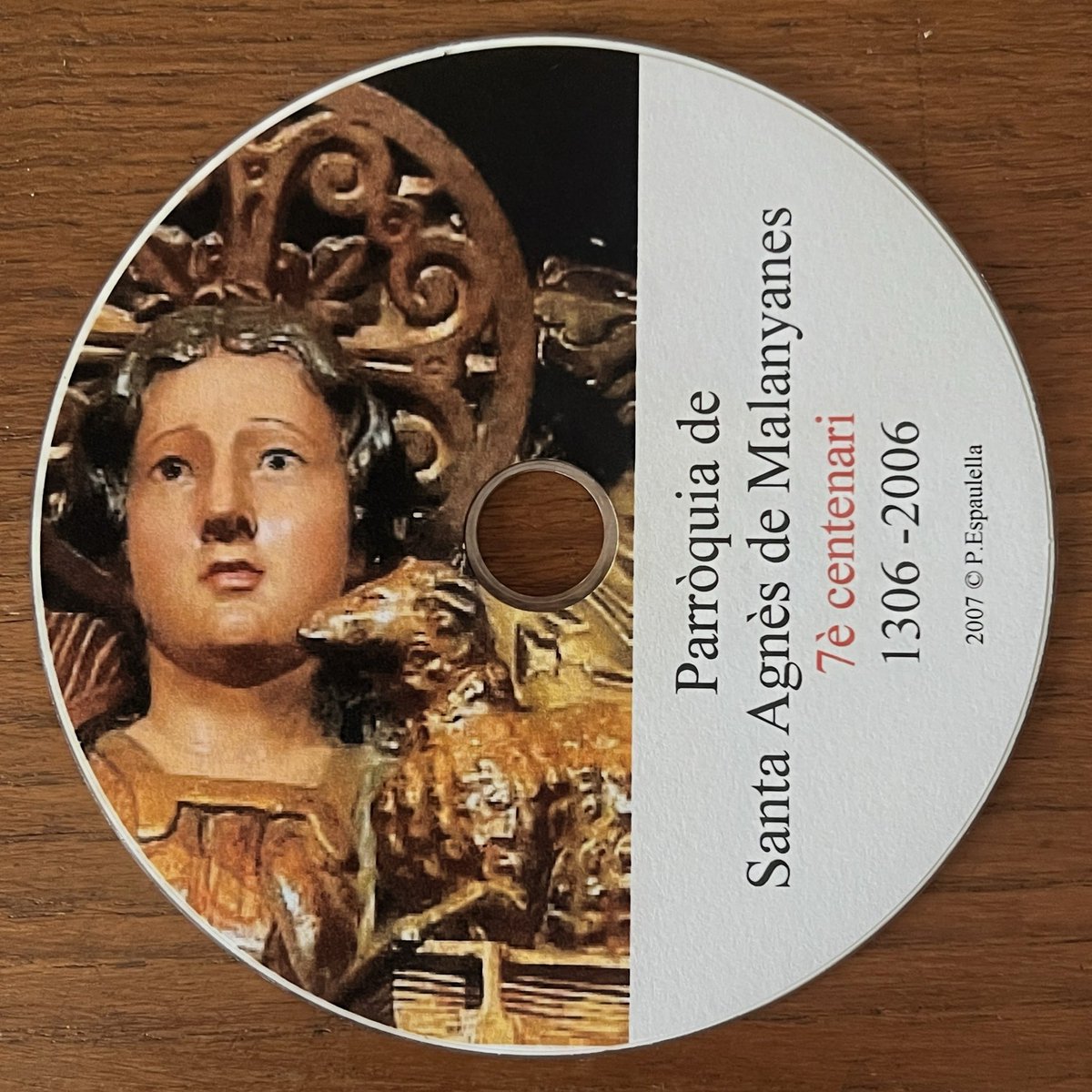 santaagnesm's tweet photo. •
Fa 20 anys del setè centenari (1306-2006) @stagnesmalanyanes
#compactdisc
#setècentenari
#ParròquiadeSantaAgnès
#SantaAgnèsdeMalanyanes https://t.co/ndAIXY1fxd