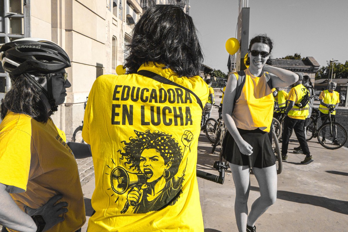 CNTAranjuez's tweet photo. ⚠️ La Huelga indefinida en educación infantil continua, por eso nos seguimos movilizando y apoyando está lucha tan necesaria por unas condiciones dignas.

📷 Imágenes de la Bicicletada y concentración solidaria con las compañeras en huelga. https://t.co/ukJ9BKCHcp