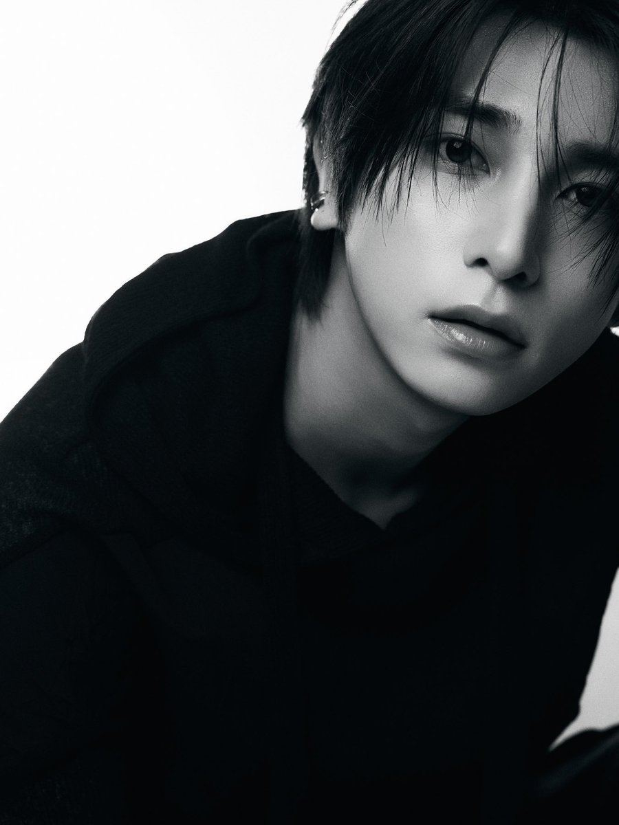UpdateKBoys's tweet photo. PODE SER TÃO LINDO ASSIM? O Lee Hangyul divulgou também algumas fotos conceituais para o lançamento de seu 1° mini álbum, "NOISE", que será lançado no dia 14 de outubro.
#LEEHANGYUL #이한결 #NOISE #BUNZI https://t.co/0K4REgZNe9