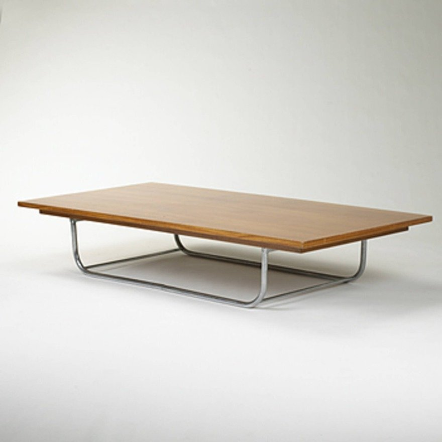 kohantoys's tweet photo. En los 40s Richard Neutra diseñó una mesa de comedor que podía convertirse en mesa de café. El nombre de la mesa incluía la referencia al mecanismo: Camel. https://t.co/AphcEj9mAe